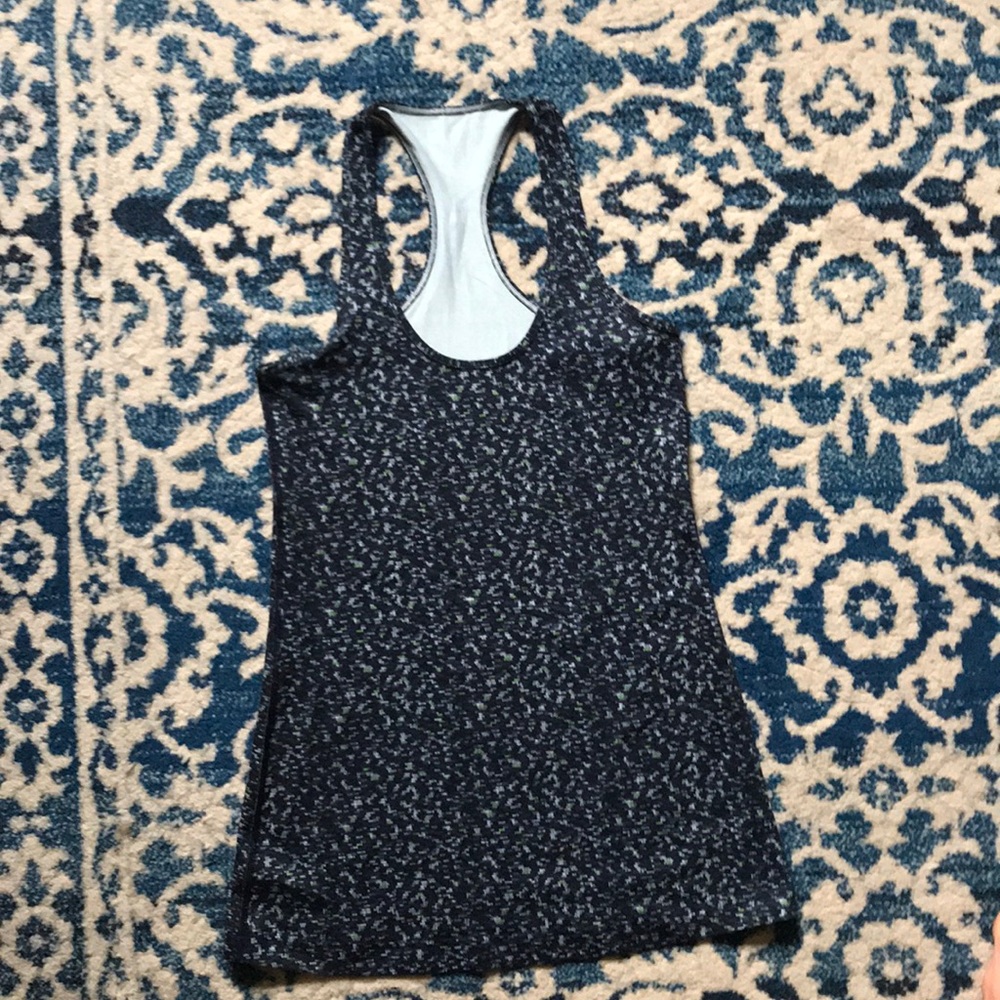 🍋 Lululemon cool racerback tank top